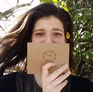 Meet your Posher, Emily